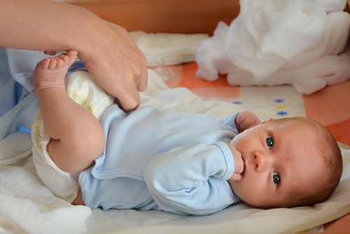 Le cure vitali durante i primi mesi del neonato