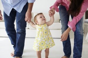 Aiutate il vostro bimbo a fare i primi passi