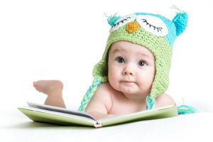Come stimolare il neonato per attivare i sensi