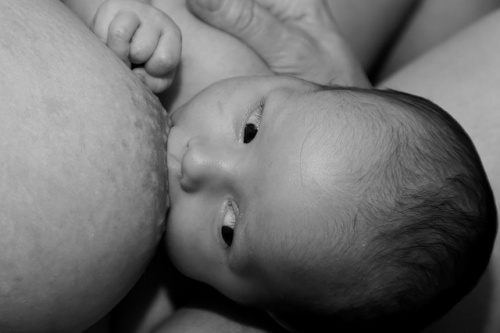 5 cose che forse non sapete sull'allattamento materno