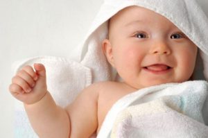 Come curare la pelle del vostro bambino?