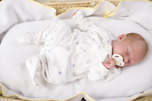 In quale posizione devono dormire i neonati?