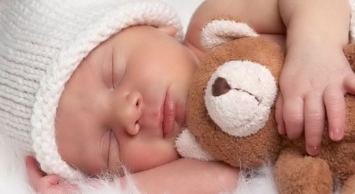 Quando potrà dormire tutta la notte il mio bambino?