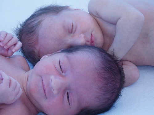 Come prepararsi alla nascita dei gemelli