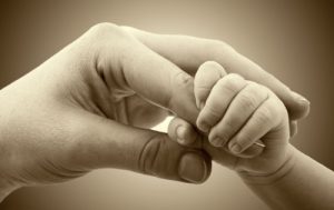 mani-mamma-e-neonato