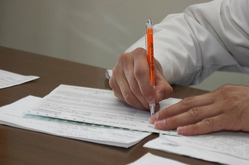 medico-scrive-ricetta-parto-podalico