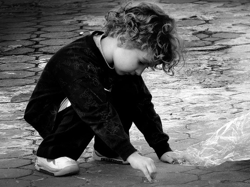 I comportamenti che possono indicare l'autismo