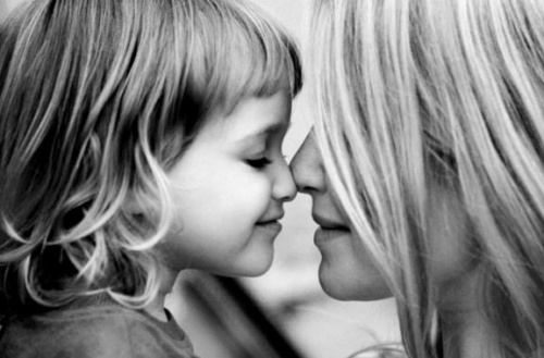 baci-e-affetto-della-mamma