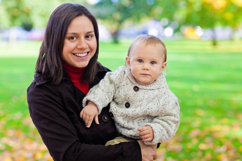 maternita-mamma-con-bambino