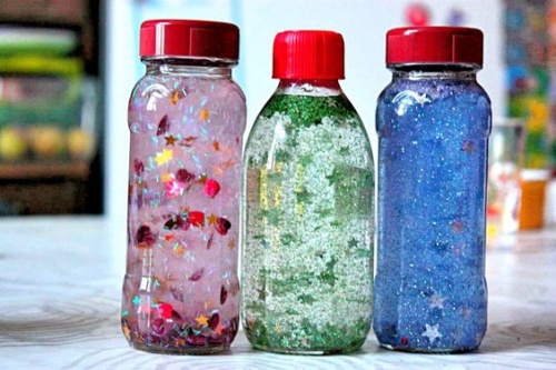 Il barattolo della calma: tre esempi colorati.