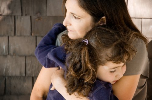 Ansia da separazione: lasciare la figlia all'asilo.