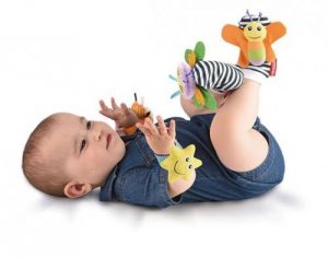 Le diverse tappe del gioco infantile