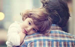 Aiuto: il bambino vuole stare solo in braccio