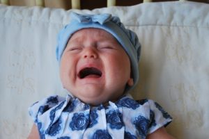 L'importanza di prendersi cura del bambino quando piange
