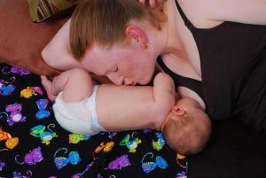 Il primo mese di maternità: tutto quello che non sapete