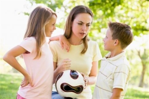 Evitare di perdere la calma di fronte ai bambini disobbedienti è fondamentale