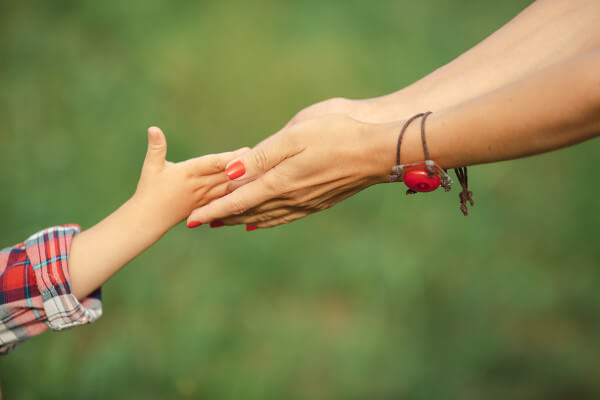 Sessismo: 7 cose che una madre deve insegnare alla propria figlia
