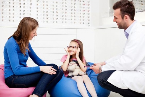 La miopia dei bambini è frequente.
