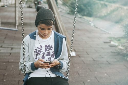 La tecnologia porta spesso all'isolamento da familiari e amici