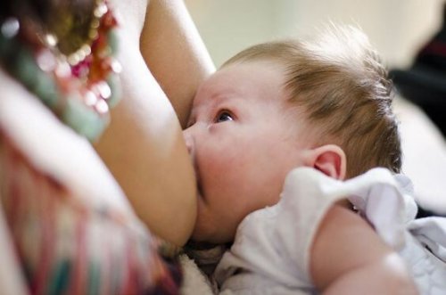 L'allattamento e le perle di latte