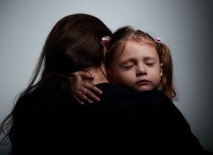 Tuo figlio non riesce ad addormentarsi presto?