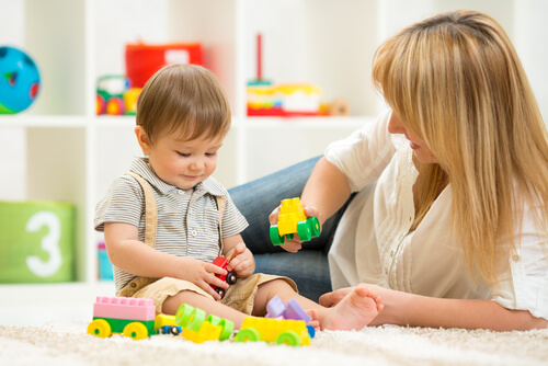 Uno degli stadi dello sviluppo cognitivo del bambino è quello senso-motorio