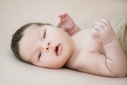 5 consigli per aiutare un neonato che non dorme