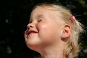 L'età migliore per mettere gli orecchini