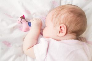 Il russare nei bambini: cause e rimedi