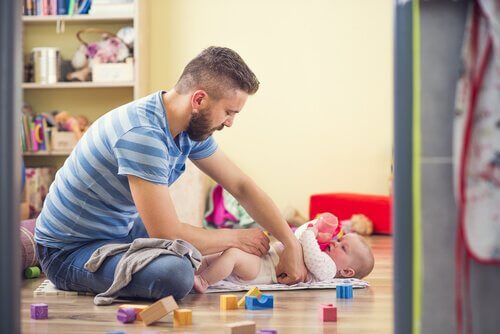 Lavorare a casa permette di risparmiare su baby sitter e asilo nido