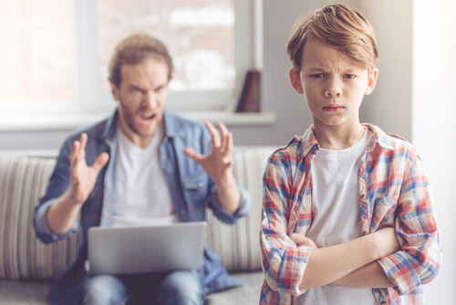 Il comportamento del padre influisce su quello del bambino