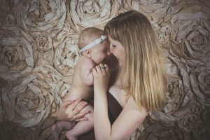 Quinto mese di vita del bebè: tutte le trasformazioni