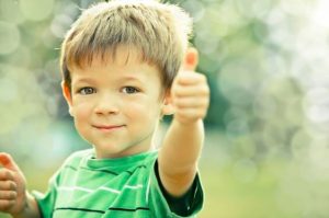 Da che età i bambini devono imparare le buone maniere?