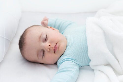 Dormire tardi provoca maggiori disturbi nei bebè