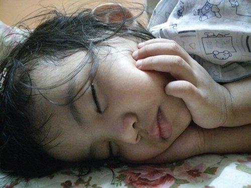 russare e apnea del sonno