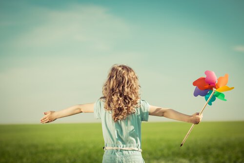 Le piccole cose possono riempire di gioia la vita di un bambino