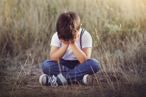 4 sintomi di carenza affettiva nei bambini