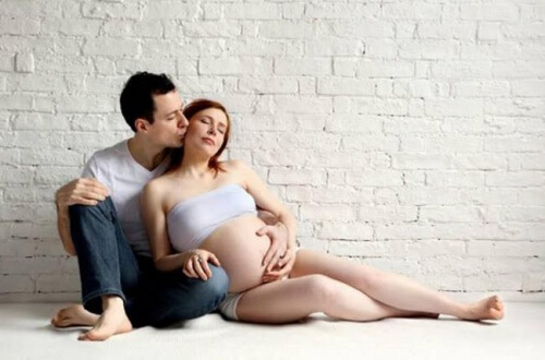 Rapporti sessuali durante la gravidanza: si può fare?