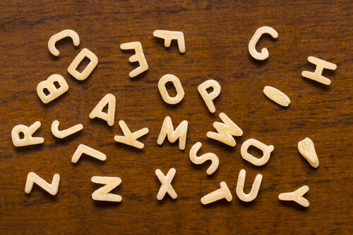La zuppa di lettere è un ottimo gioco per imparare a leggere