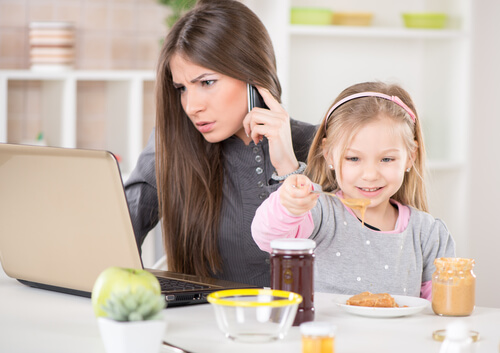 La sindrome della chiave appesa si presenta quando ai bambini non viene dedicata l'attenzione di cui hanno bisogno