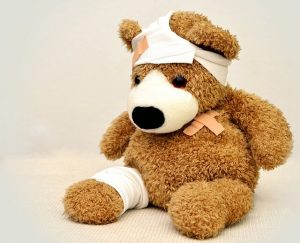 Mamme iperprotettive: impedire ai figli di crescere