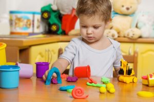 Benefici della plastilina per i bambini