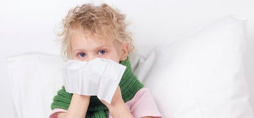 La congestione nasale nei bambini può essere l'inizio di un raffreddore