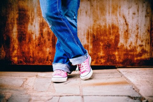 allacciarsi le scarpe