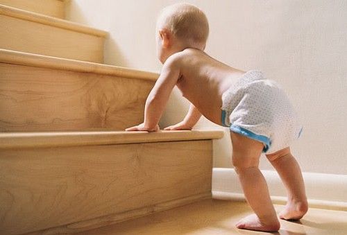 Le scale rappresentano uno dei pericoli più comuni per i bambini
