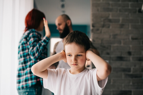 discutere davanti ai bambini