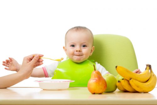 Come introdurre la frutta nella dieta dei bambini?