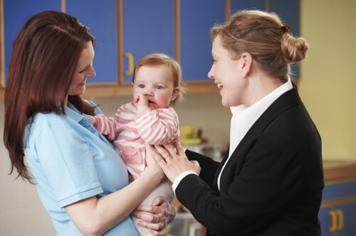 Spesso i genitori lavoratori affidano i figli alle cure di persone qualificate