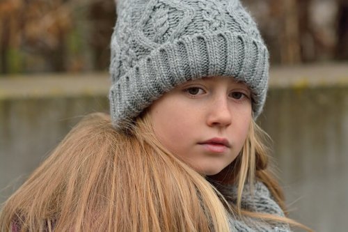 Spesso, i bambini che soffrono di ansia possono perdersi in pensieri negativi