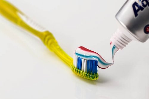 Prendersi cura della propria salute orale è ancora più importante, durante la gravidanza